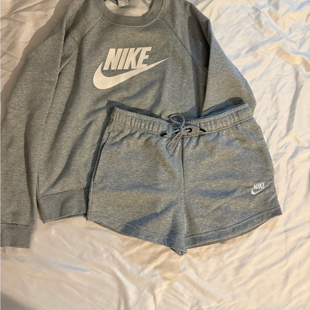 Nike Heather Gray Sweatshirt and Shorts Set